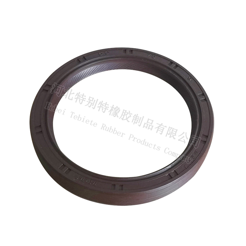 151、680变速箱二轴油封